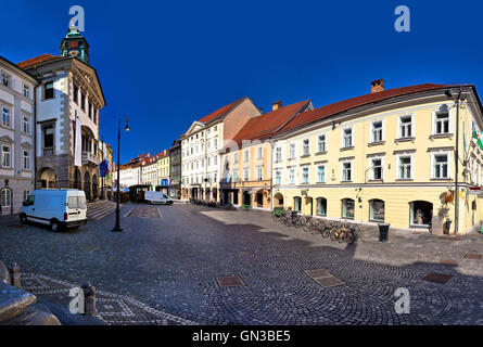 Ljubljana city hall e la vista sulla piazza, capitale della Slovenia Foto Stock