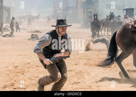 I magnifici sette è una imminente American western film d'azione diretto da Antoine Fuqua, un remake del 1960 western film con lo stesso nome, il quale a sua volta era un remake del 1954 film giapponese di sette Samurai Questa fotografia è per il solo uso editoriale ed è il copyright del film company e/o il fotografo assegnato dal film o società di produzione e può essere riprodotto solo da pubblicazioni in congiunzione con la promozione del film di cui sopra. Un credito per il film company è richiesto. Il fotografo deve anche essere accreditato quando noto. Foto Stock