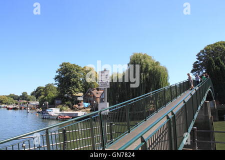 Eel Pie Island bridge, Twickenham, Greater London, England, Gran Bretagna, Regno Unito Regno Unito, Europa Foto Stock