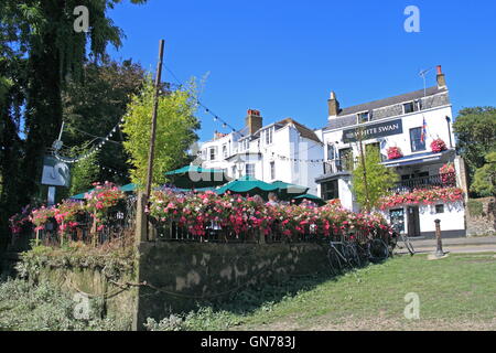 Il White Swan pub, Riverside, Twickenham, Greater London, England, Gran Bretagna, Regno Unito Regno Unito, Europa Foto Stock