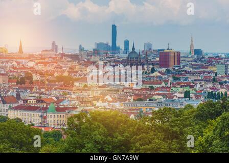 Il centro di Vienna Austria in estate. Paesaggio urbano di Vienna foto Foto Stock