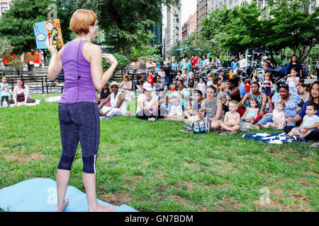 New York City,NY NYC,Manhattan,Midtown,Union Square Park,parco pubblico,Summer in the Square,serie di intrattenimento settimanale,evento,attività,sto interattivo Foto Stock