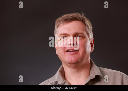 Edinburgh, Regno Unito. Il 29 agosto 2016. Edinburgh International Book Festival XVII Giornata. Edinburgh International Book Festival si svolge a Charlotte Square Gardens. Edimburgo. Foto di Ray Mears. Pak@ Mera/Alamy Live News Foto Stock