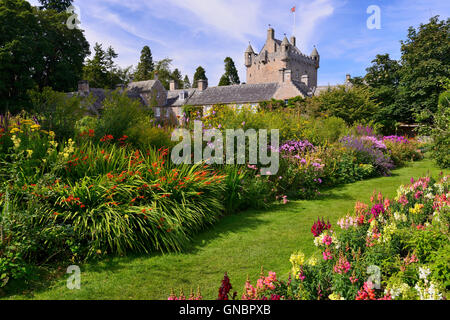 Flower Garden a Cawdor Castle vicino a Nairn in Inverness Shire, Scozia Foto Stock