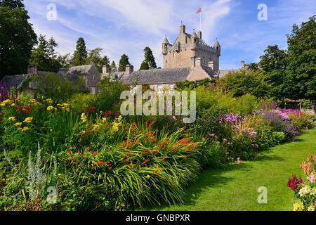 Flower Garden a Cawdor Castle vicino a Nairn in Inverness Shire, Scozia Foto Stock