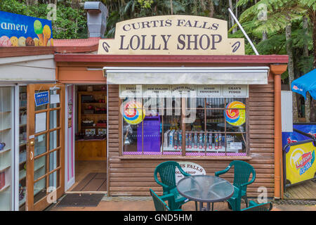 Inland Gold Coast, Queensland, Australia. La curtis cade per lecca-lecca il negozio nella Tamborine zona di montagna. Foto Stock