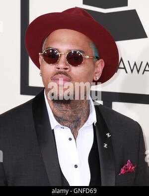 Los ANGELES, CA - 08 FEBBRAIO: Chris Brown partecipa al 57th Annual GRAMMY Awards presso IL STAPLES Center l'8 febbraio 2015 a Los Angeles, California. Credito: P.Michele/MediaPunch Foto Stock