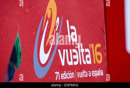 Peña Cabarga, Spagna. 31 Agosto, 2016. Logo di La Vuelta'16 all'undicesima tappa della corsa di ciclismo de 'La Vuelta a España " (Tour di Spagna) tra Colunga e Peña Cabarga su agosto 31, 2016 a Peña Cabarga, Spagna. Credito: David Gato/Alamy Live News Foto Stock