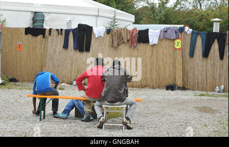 "Improvvisato rifugio dei rifugiati nel campo di giovani ''tenda" a Monaco di Baviera, 2014' Foto Stock