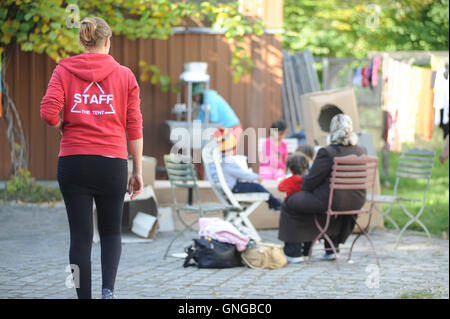 "Improvvisato rifugio dei rifugiati nel campo di giovani ''tenda" a Monaco di Baviera, 2014' Foto Stock