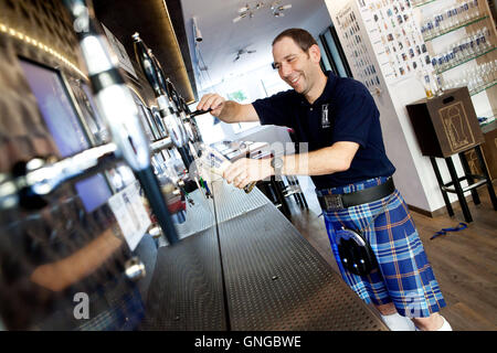 "Robin Gilbert nel 'Stammbar'' a Monaco di Baviera, 2014' Foto Stock