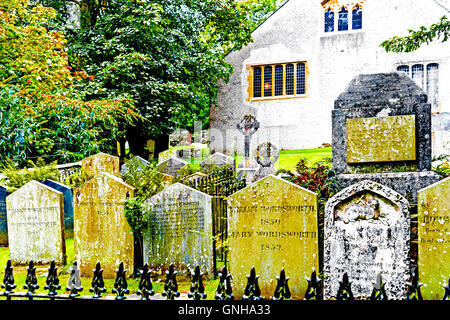 Tombe di famiglia Wordsworth, St Oswald il sagrato,, Grasmere Cumbria, Inghilterra; Gräber der Familie Wordsworth Foto Stock