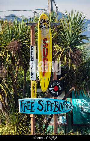 Tavola da surf shop, Tofino, Isola di Vancouver, British Columbia, Canada. Foto Stock