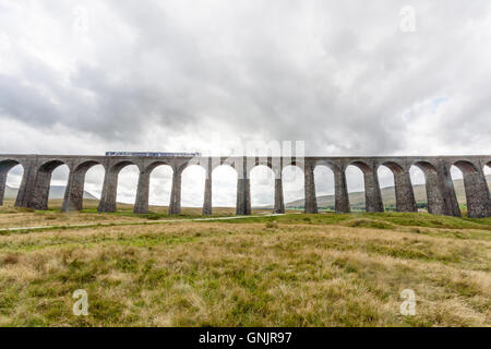 Viadotto Ribblehead, Yorkshire Dales National Park, Regno Unito Foto Stock