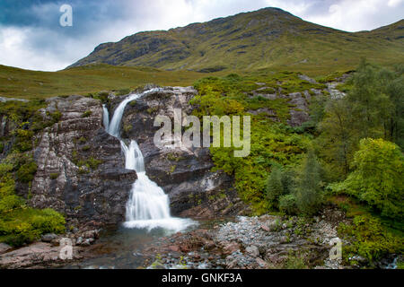 Incontro dei tre cascate di acque vicino a Glencoe, Argyll and Bute regione, Highlands, Scozia Foto Stock