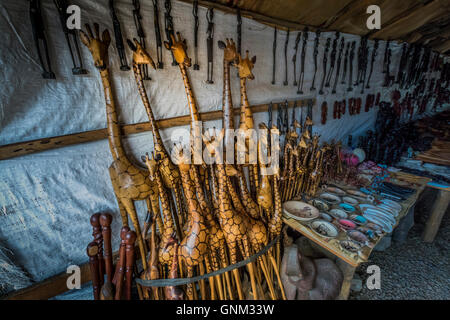 Negozio di souvenir in un mercato, Namibia Africa Foto Stock