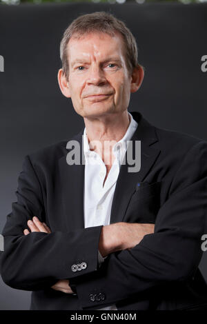 Graham Swift, lo scrittore inglese a Edinburgh International Book Festival. Edimburgo, Scozia. 13 Agosto 2016 Foto Stock