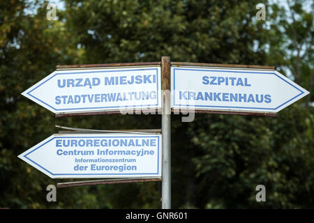 Gubin, Polonia, segni bilingue Foto Stock