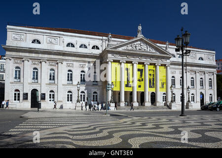 Lisbona, Portogallo, il Teatro Nazionale in centro storico Foto Stock