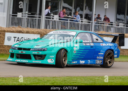 1993 Nissan 200SX S14 "drift auto con autista James Deane al 2016 Goodwood Festival of Speed, Sussex, Regno Unito Foto Stock