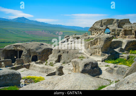 Famose grotte di Uplistsikhe è un antico rock-scavato nella città. La Georgia, Gori, Shida Kartli. Foto Stock