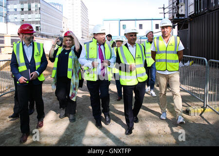 Boxpark Croydon, Londra, Regno Unito. Il 1 settembre 2016. Il sindaco di Londra, Sadiq Khan visite Boxpark, Croydon precedendo la Boxpark Croydon festival di apertura alla fine di ottobre Credito: Dinendra Haria/Alamy Live News Foto Stock