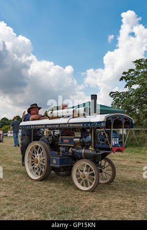 Miniatura Sir Henry mattatore della trazione a vapore motore modello di lavoro a Cambridgeshire Rally di vapore e Country Fair 2016 Foto Stock