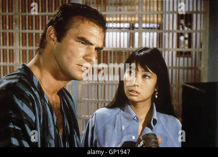 Burt Reynolds, Miko Mayama.Caption locale *** 1968, Impasse, Auf Der Jagd Nach Dem Verlorenen Gold Foto Stock