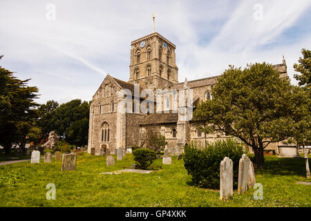 Il XI secolo St Mary De Haura chiesa nel centro di Shoreham-per-il-Mare, West Sussex England Foto Stock