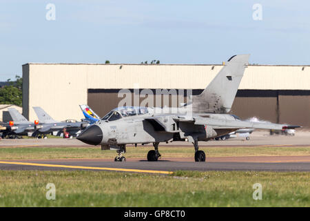 Panavia Tornado dalla forza aerea italiana prova di volo squadrone Reparto Sperimentale Volo. Foto Stock