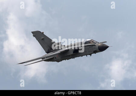 Panavia Tornado dalla forza aerea italiana prova di volo squadrone Reparto Sperimentale Volo. Foto Stock