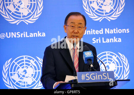 Colombo, Sri Lanka. 2 Sep, 2016. Il Segretario Generale delle Nazioni Unite Ban Ki-moon parla nel corso di una conferenza stampa a Colombo, Sri Lanka, Sett. 2, 2016. © Ajith Perera/Xinhua/Alamy Live News Foto Stock