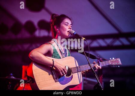 Milano, Italia. Il 2 settembre, 2016. flo morrissey suona dal vivo presso il circolo Magnolia di Milano, Italia, su Settembre 02 2016 credit: mairo cinquetti/alamy live news Foto Stock