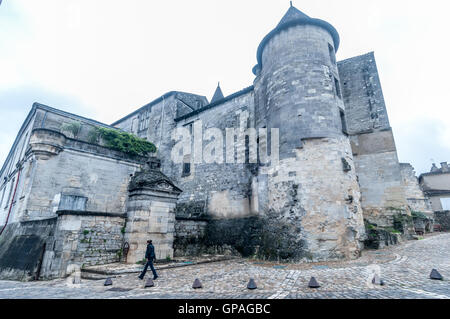 La città di Cognac in Charente, Francia Foto Stock