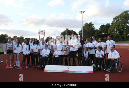 Inghilterra del Sud Est vincere complessivamente migliore squadra durante l atletica al giorno due di scuola Giochi 2016, Loughborough University. Stampa foto di associazione. Picture Data: venerdì 2 settembre 2016. Foto Stock