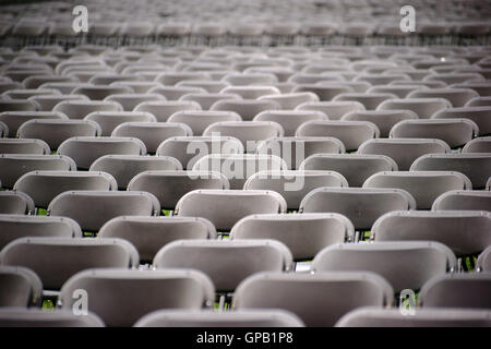 File di sedili in concerto Foto Stock
