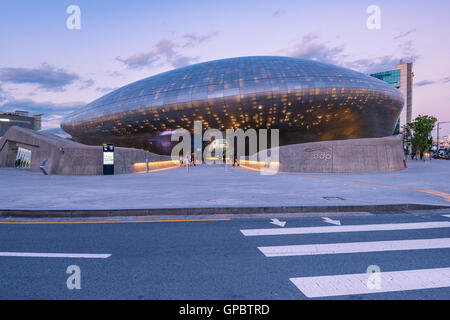 Progettazione di Dongdaemun Plaza,a Seul in Corea. Foto Stock