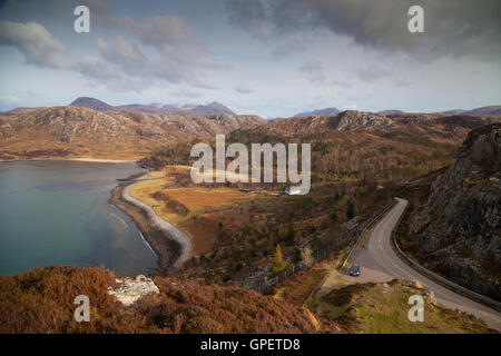 Viste della piccola baia Gruinard Wester Ross Highland della Scozia. Foto Stock