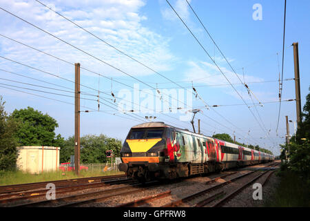 91111 caduti, Virgin Trains, East Coast Main Line Railway, Peterborough, CAMBRIDGESHIRE, England, Regno Unito Foto Stock