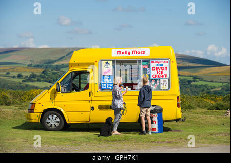 Ice Cream van in una bellezza rurale posto sul Dartmoor in Devon Foto Stock