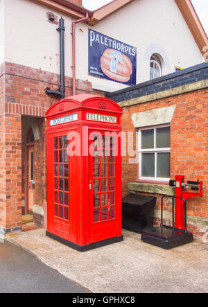 Red Post Office box telefonico Severn Valley Railway Bridgnorth UK Foto Stock