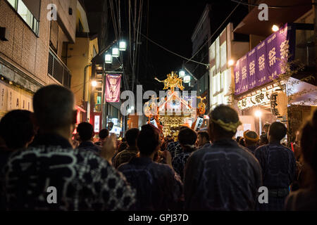 Kitazawahachiman jinja, Festival annuale, Setagaya-Ku, Tokyo, Giappone Foto Stock