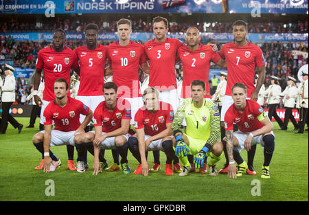 Norvegia, Oslo, 4 settembre 2016. La linea di norvegesi fino contro la Germania: Rune Jarstein A. (1), Jonas Svensson (16), anche Hovland (3), Håvard Nordtveit (6), Haitam Aleesami (2), Veton Berisha (19), Markus Henriksen (10), Alexander Tettey (5), Stefan Johansen (8), Adama Diomande (20) e Joshua King (7). Credito: Jan-Erik Eriksen/Alamy Live News Foto Stock