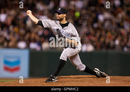Giugno 2, 2010; San Francisco, CA, Stati Uniti d'America; Colorado Rockies relief pitcher Matt Daley (31) passi contro i San Francisco Giants durante il settimo inning di AT&T Park. Foto Stock