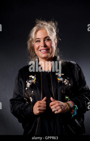 Brix Smith-Start, il cantante, chitarrista e presentatore televisivo, meglio conosciuto per essere un membro del post-punk band la caduta, all'Edinburgh International Book Festival. Edimburgo, Scozia. 20 Agosto 2016 Foto Stock