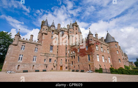 Il celebre castello di Glamis in area di Angus, in Scozia UK. Foto Stock