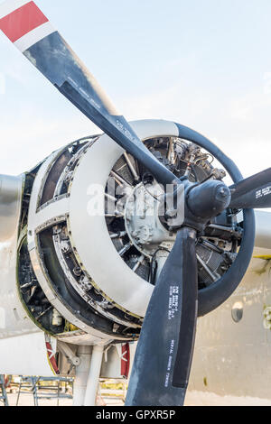 La USS Midway mostra Museo della II Guerra Mondiale dei motori degli aerei. l'aereo coinvolto nella Seconda Guerra Mondiale. Foto Stock