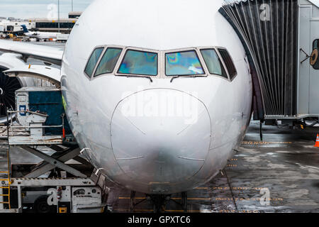 Singapore Airlines Boeing aereo pronto al decollo all'Aeroporto Internazionale di San Francisco Foto Stock