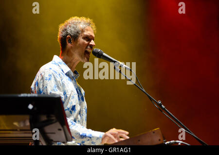 Band britannica Livello 42 hanno avuto il loro primo concerto di sempre in Buenos Aires. Foto: tastiera player Mike Lindup Foto Stock