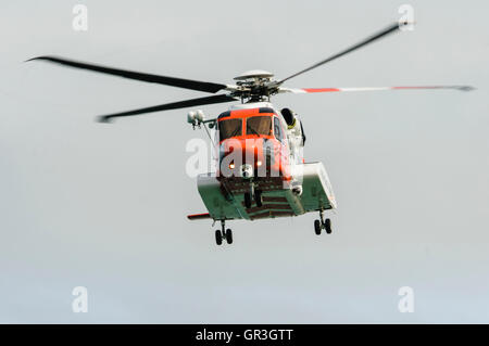 Sikorsky S-92 dalla guardia costiera irlandese Foto Stock